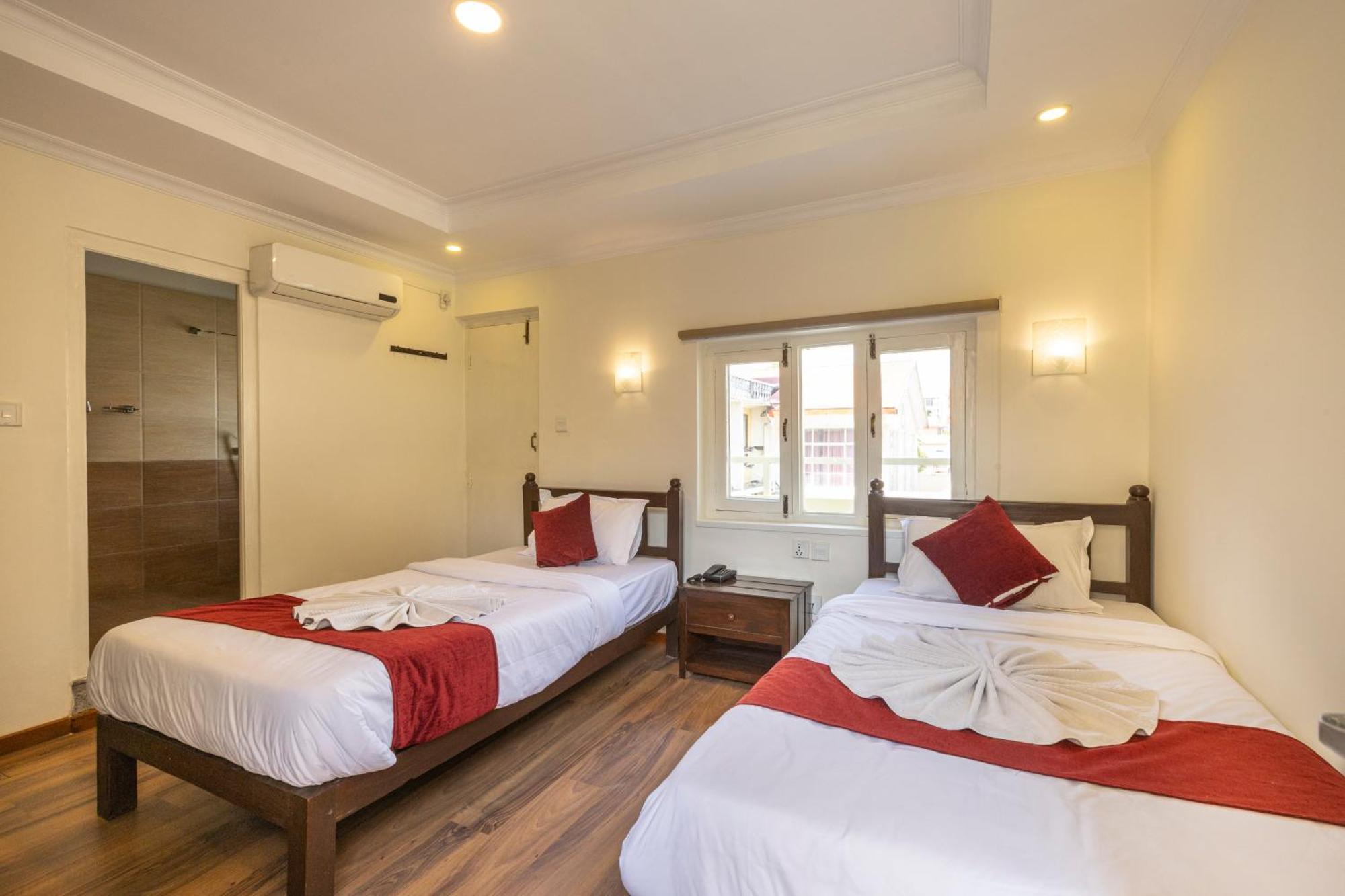 Hotel Highlander, Thamel Kathmandu Exteriör bild