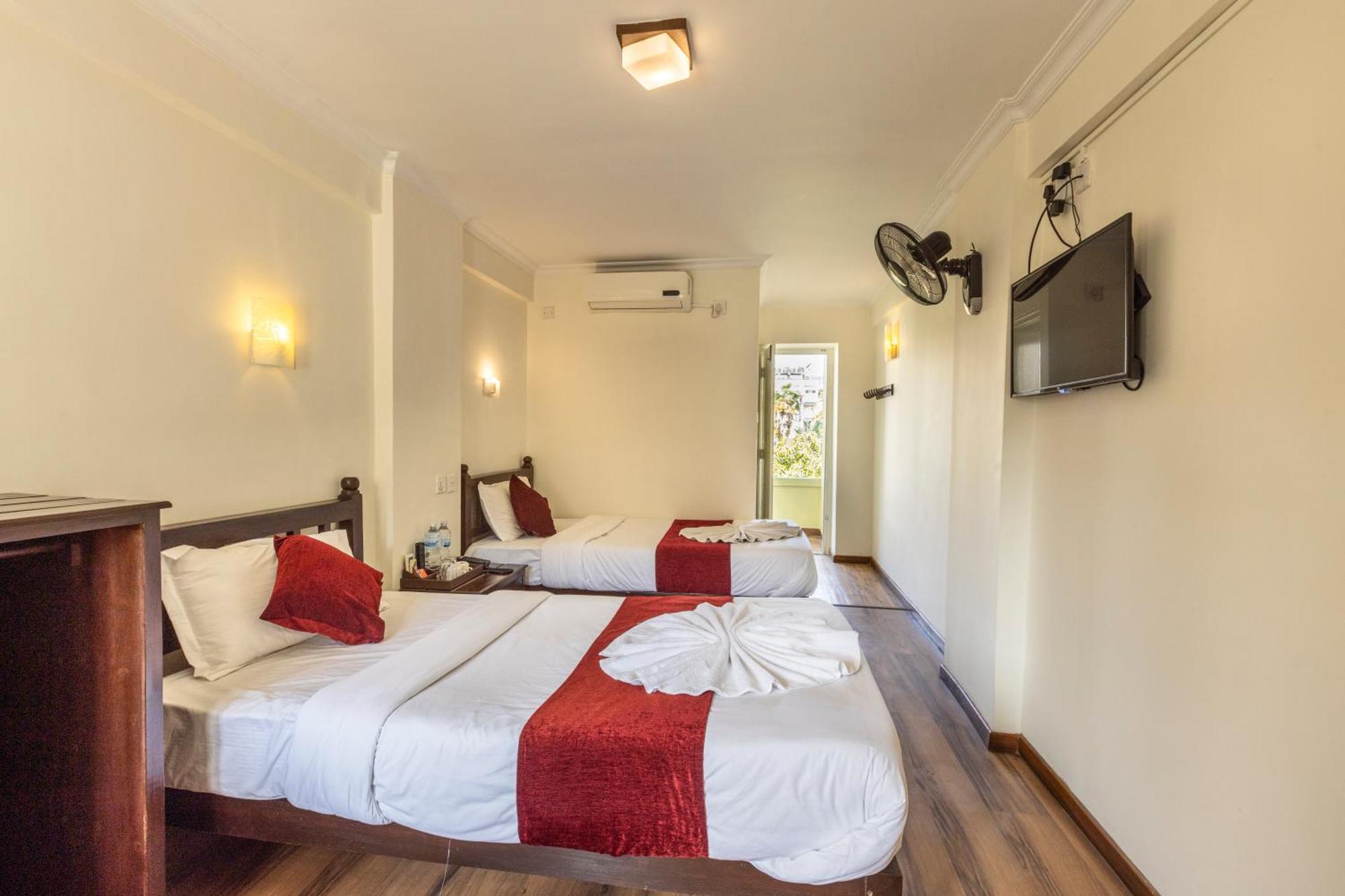 Hotel Highlander, Thamel Kathmandu Exteriör bild