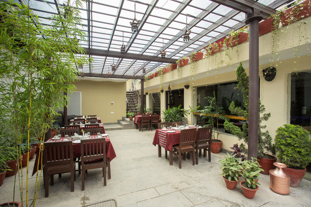 Hotel Highlander, Thamel Kathmandu Exteriör bild