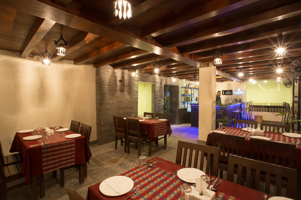 Hotel Highlander, Thamel Kathmandu Exteriör bild