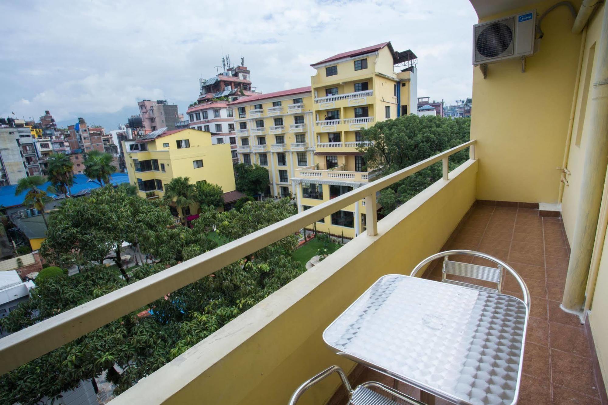Hotel Highlander, Thamel Kathmandu Exteriör bild