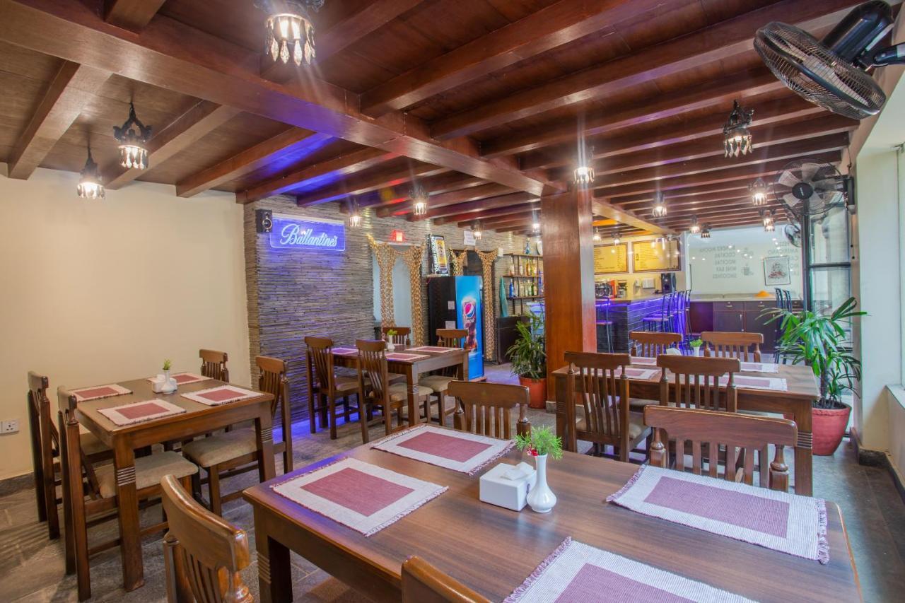 Hotel Highlander, Thamel Kathmandu Exteriör bild
